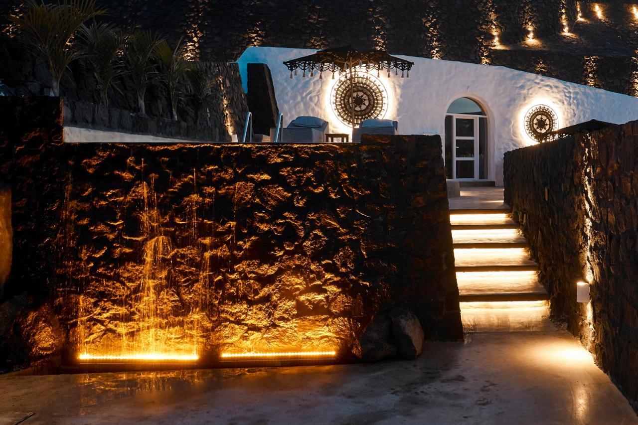 Theano Cave Suites & Villas 易莫洛林 外观 照片